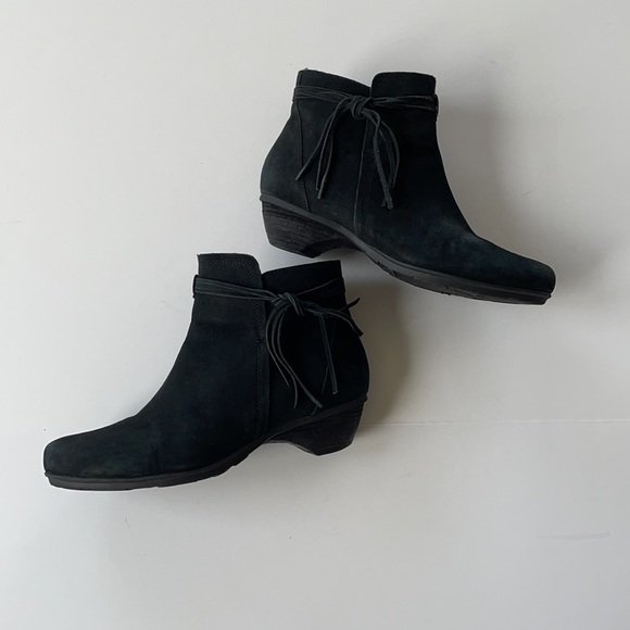 Abeo Boots 7 1/2 N Black Suede - Picture 3 of 10
